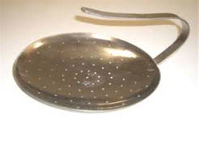 SPANNAROLA FORATA INOX CON MANICO A "U